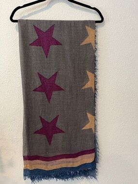Zadig & Voltaire Gray Scarf with Purple Stars and Tan Accents
60”x60”